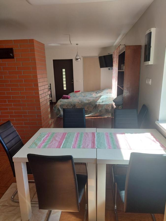 Joekalda Kodumajutus Villa Haademeeste Luaran gambar